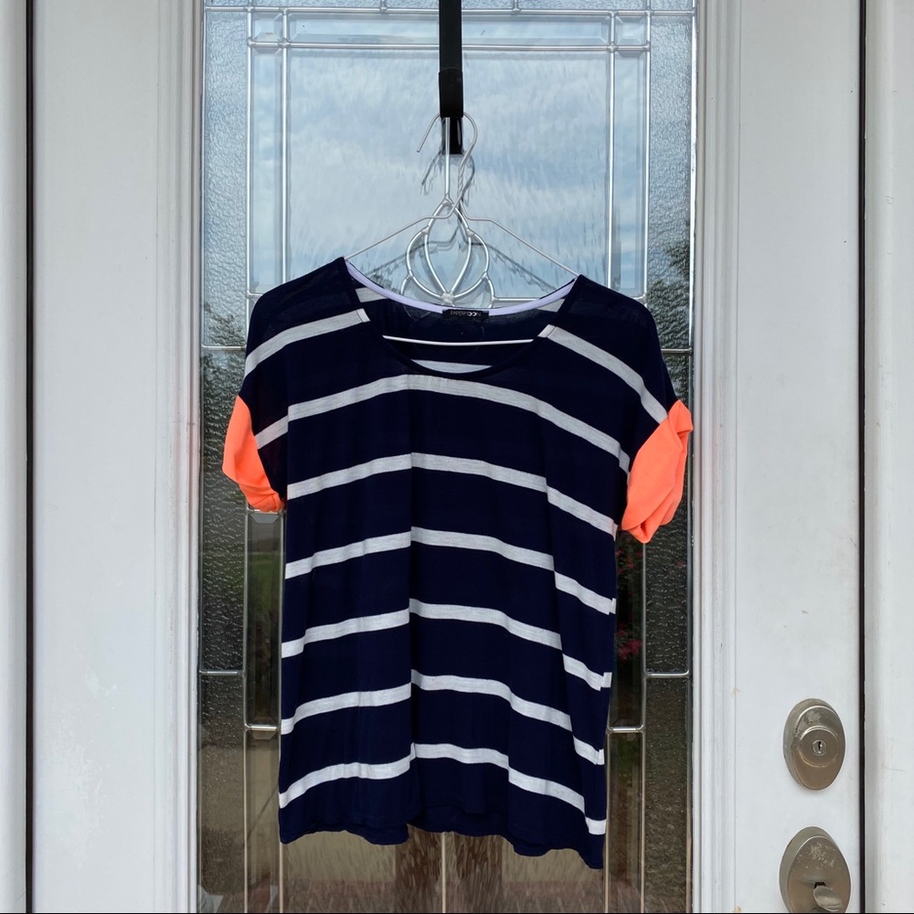 Women’s top size : m
